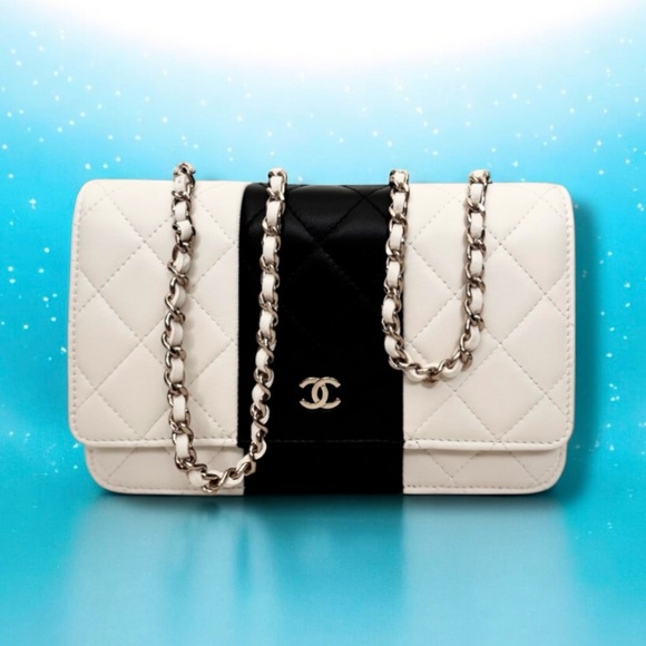 🆕CHANEL Classic Wallet on Chain Color Block Black & Ivory Gold-Tone hardware NIB - Picture 1 of 16